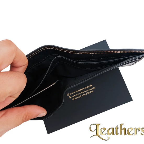 pocket-size-black-plain-bifold-leather-wallet-for-men